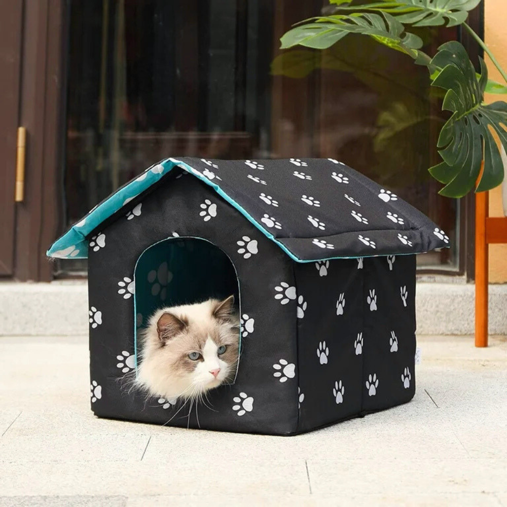ThermaPaw │ Cat House with Self Warming Pad
