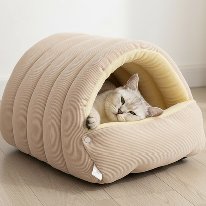 NestHaven │ Winter Closed Off Cat Bed
